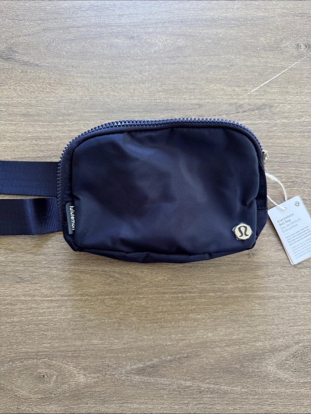 NWT lululemon athletica Navy Compact Waist Pack with Logo